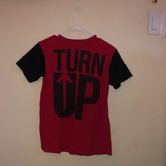 Turn Up T-shirt - Picture 1 of 3